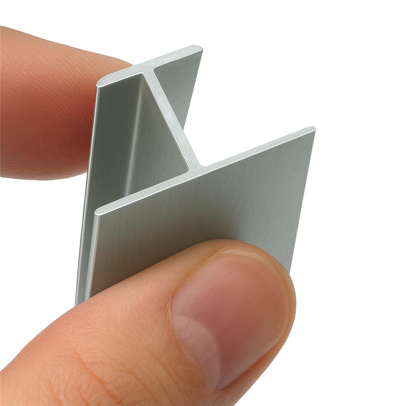 ALUMINIUM MIDDLE TRIM 3000MM