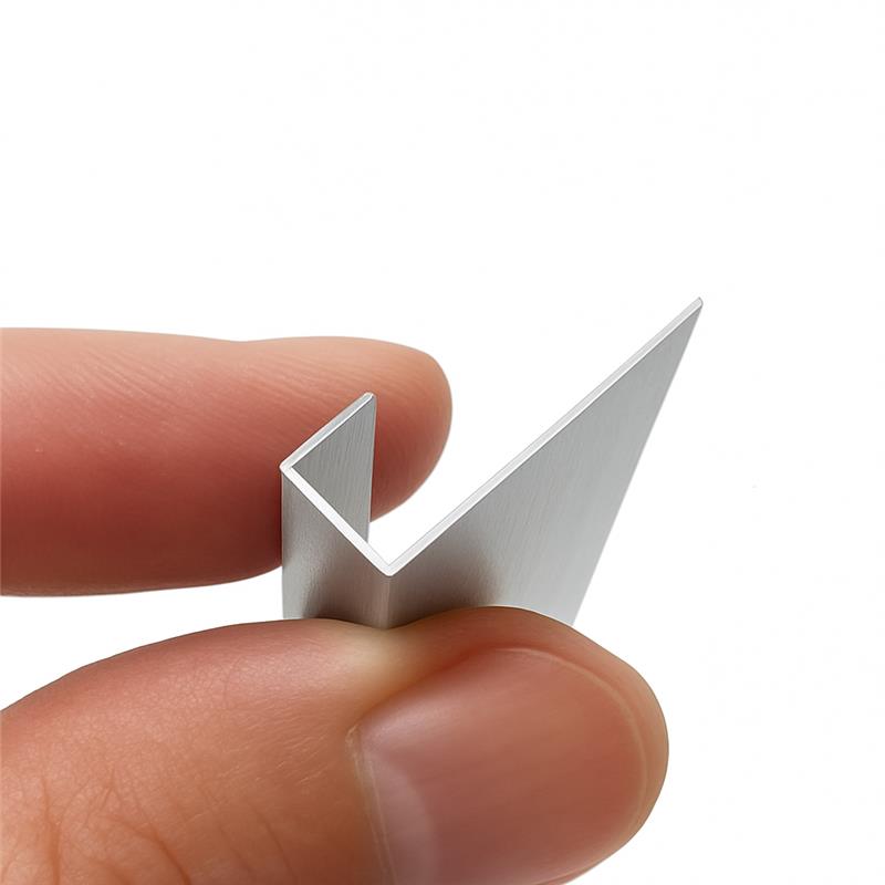 ALUMINIUM SIDE TRIM 3000MM